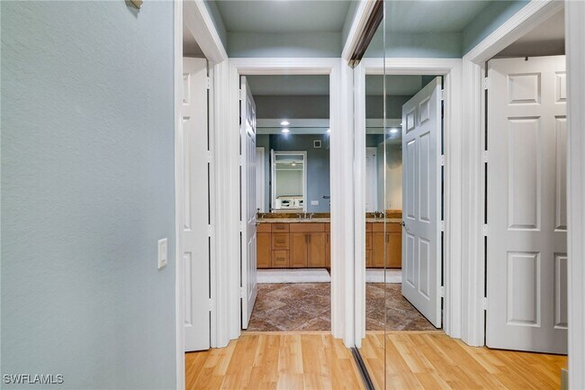 Building Photo - 10721 Mirasol Dr