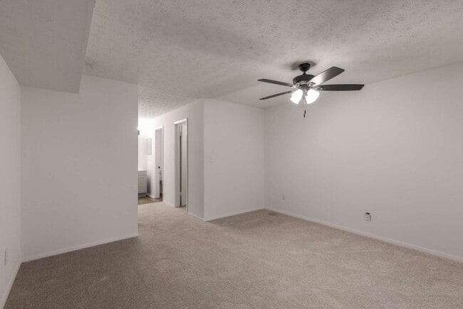 Building Photo - 1017 Dunbar Dr