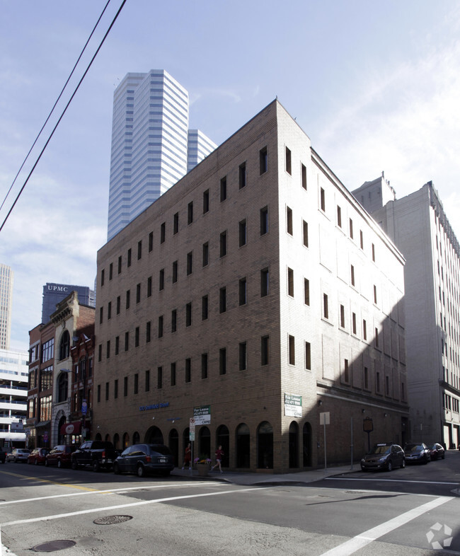 Primary Photo - 100 Smithfield St