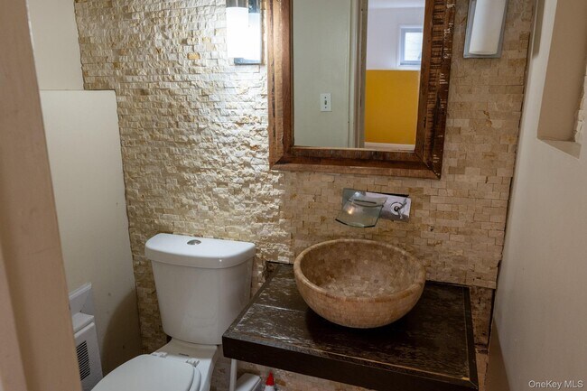 Building Photo - 21 Norton Dr