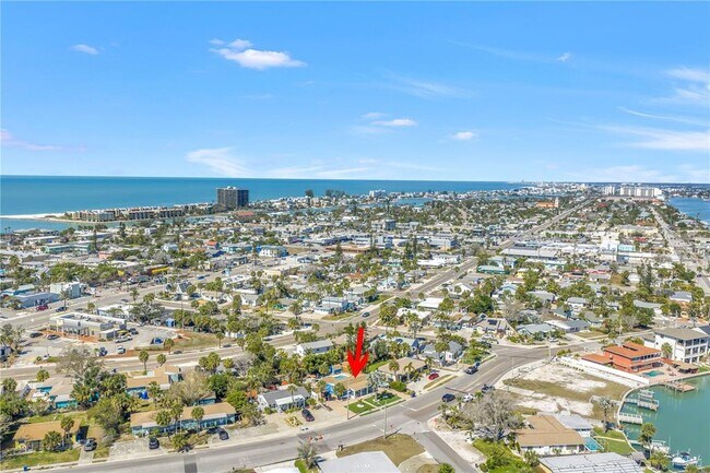 Building Photo - 6892 Gulf Winds Dr