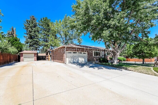 Building Photo - 12396 W Ohio Cir
