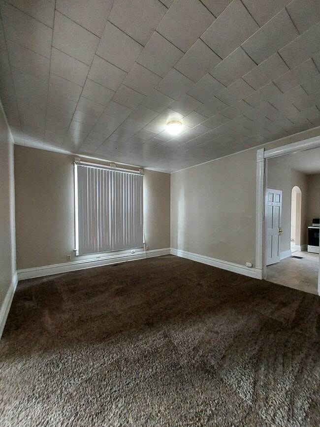 Building Photo - 70 Fairfield Ave