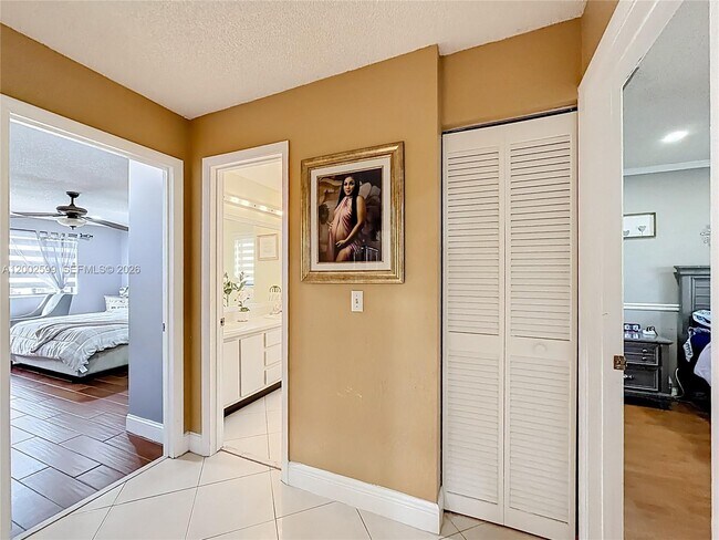 Building Photo - 8060 NW 51st Ct