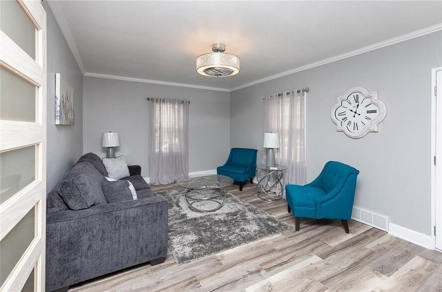 Building Photo - 4124 3rd St