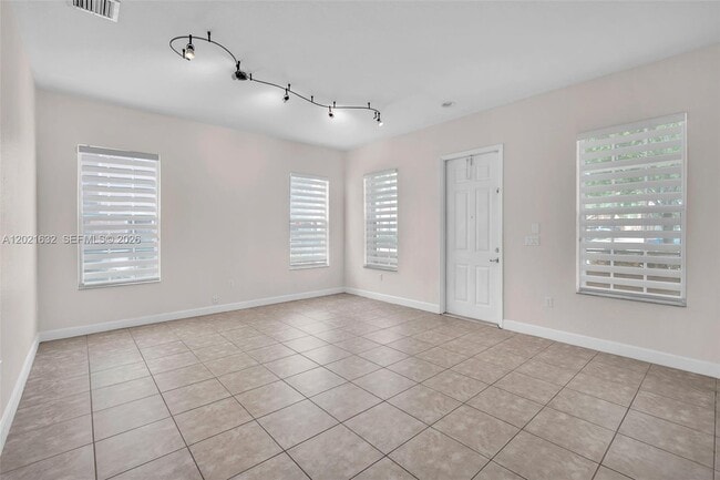 Building Photo - 14634 SW 5th St