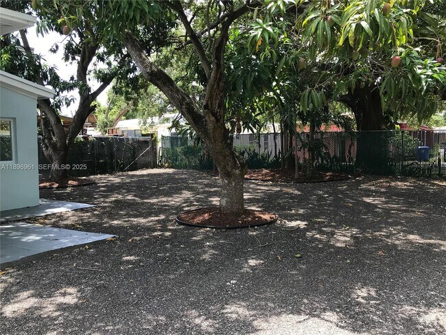 Building Photo - 5454 NW 5th Ave