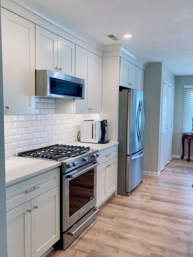 Building Photo - Ocean Lakes