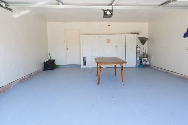 Building Photo - 6219 Gladewell Dr