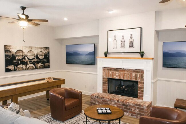 Building Photo - 131F Woodmont Blvd