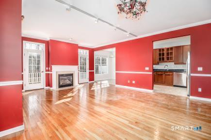 Building Photo - 26 Woodcrest Ln