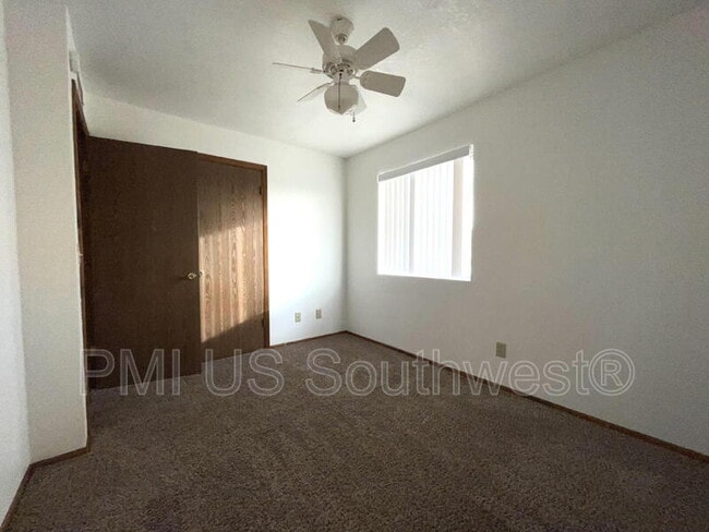 Building Photo - 2387 Alpine Dr