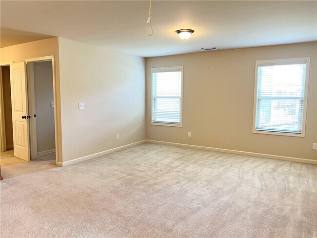 Building Photo - 1531 Primrose Park Rd