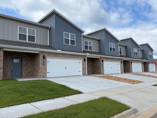 Building Photo - ***941 Seaborn Way***