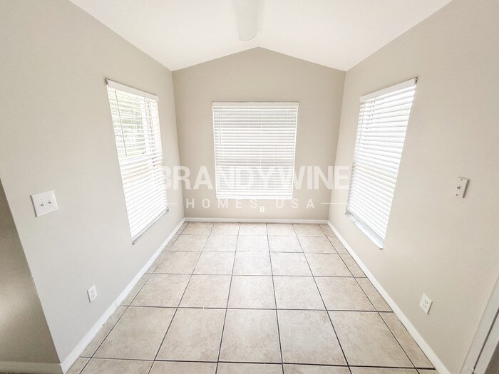 Building Photo - 10419 Reagans Run Dr
