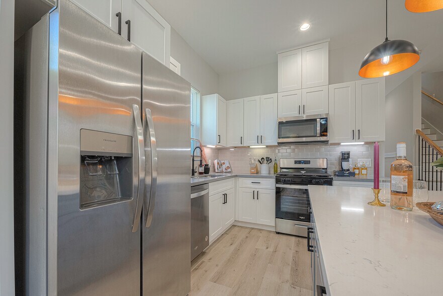 Kitchen - 2105 Sam Wilson St