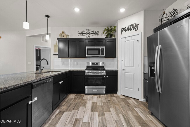 Building Photo - 14812 Jack White Ave