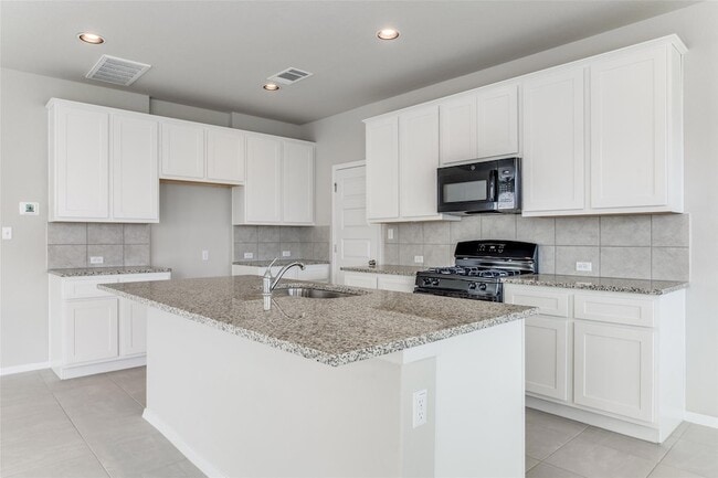 Building Photo - 140 Living Reef Dr