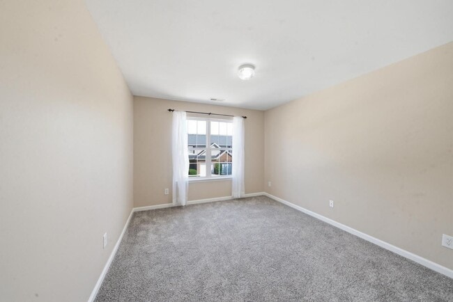 Building Photo - 3527 Londonville Ln