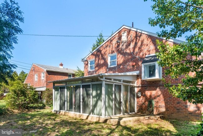 Building Photo - 9967 Verree Rd