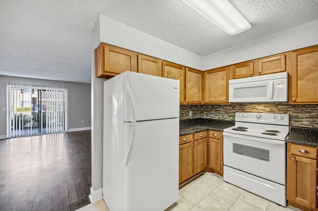 Building Photo - cpg4