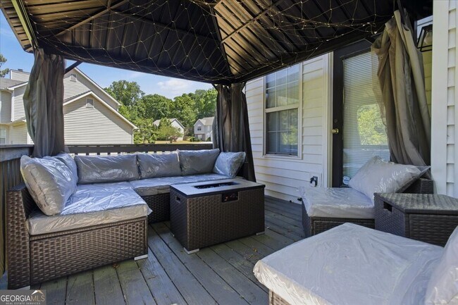 Building Photo - 1459 Bridgewater Branch