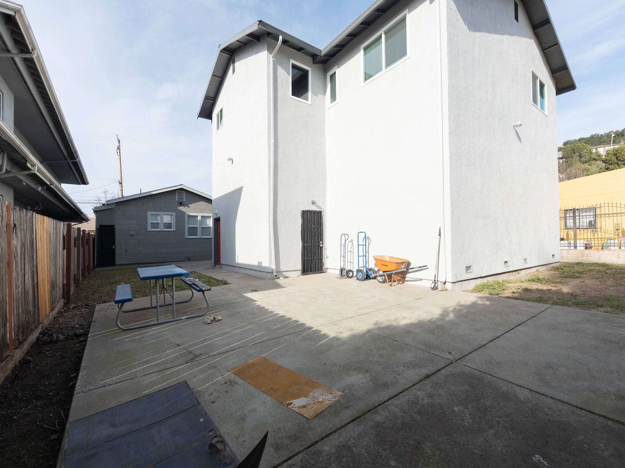 Building Photo - 2456 88th Ave