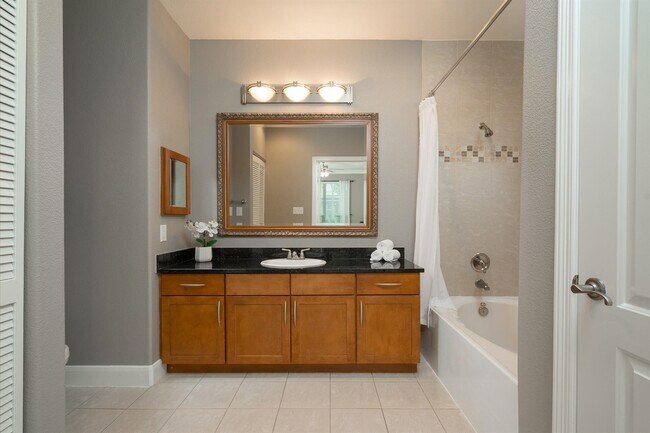 Building Photo - 2299 Lone Star Dr