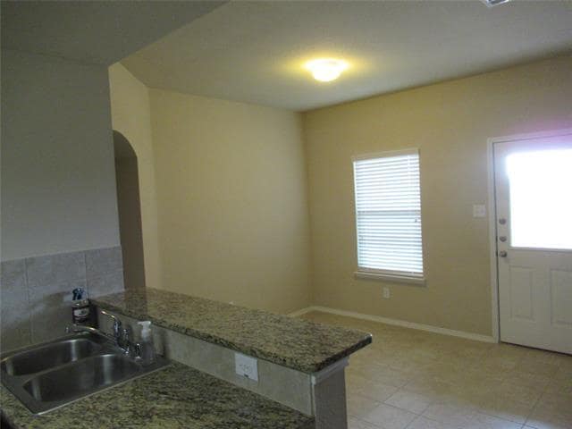 Building Photo - 2301 Carrier Dr