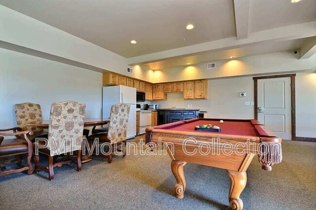 Building Photo - 1797 Fox Bay Dr