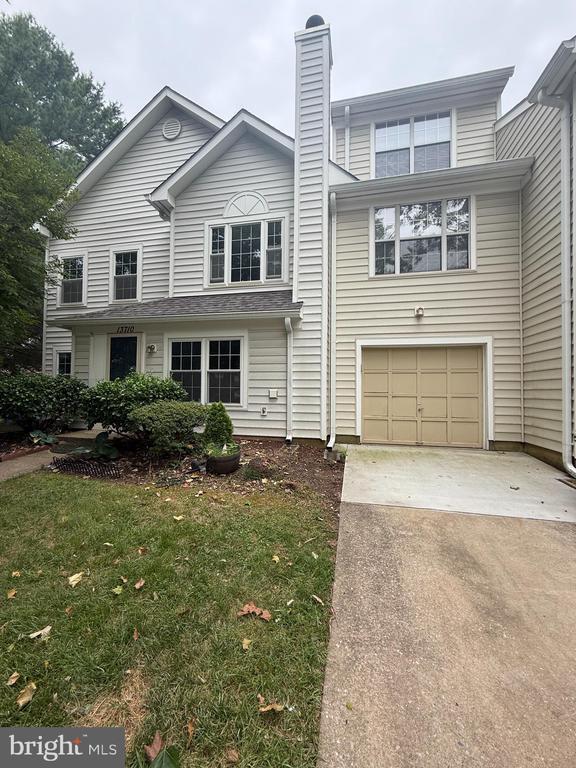 Building Photo - 13710 Creola Ct