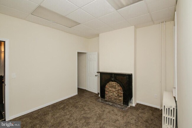 Building Photo - 2420 Greenmount Ave