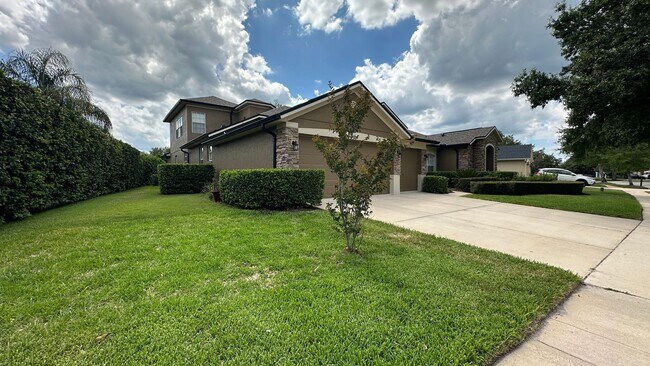 Building Photo - 1653 Cherry Ridge Dr