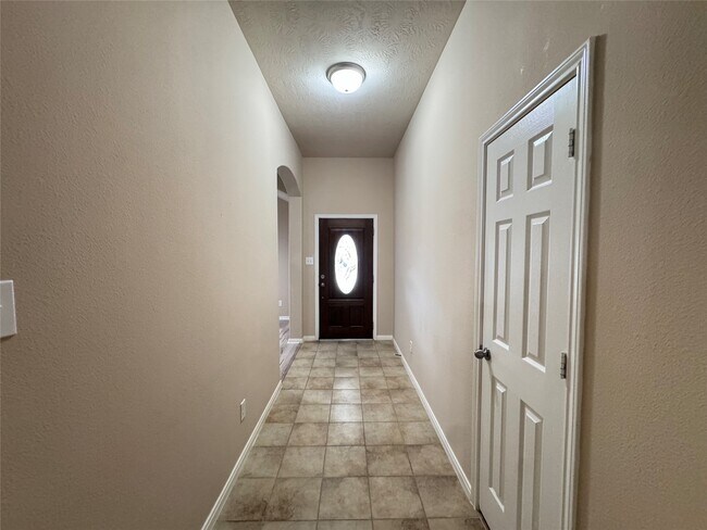 Building Photo - 25210 Ginger Ranch Dr