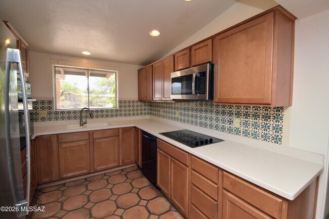 Building Photo - 6902 E Big Bear Dr