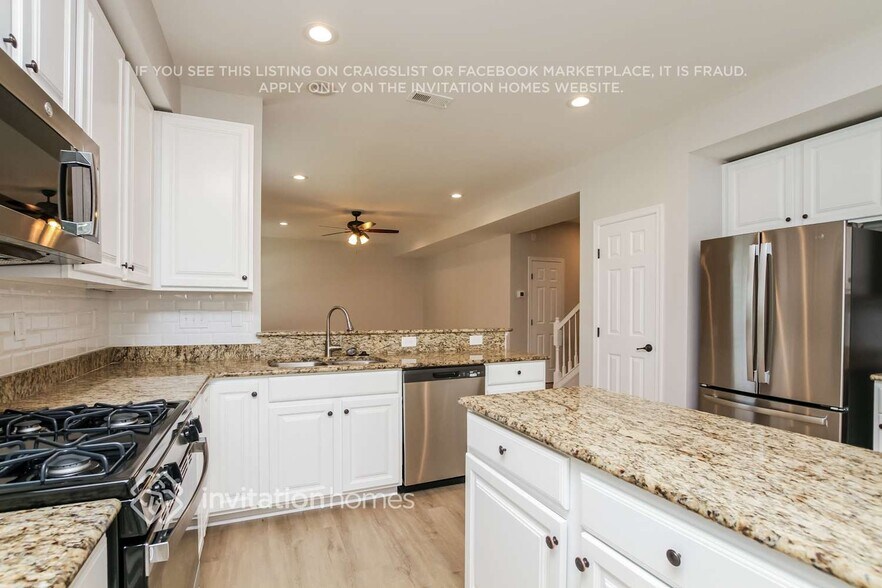 Building Photo - 10930 Tailwater St