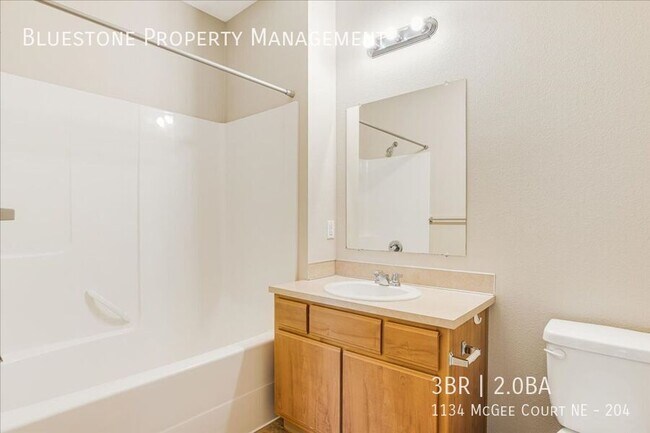 Building Photo - 1134 Mcgee Ct NE
