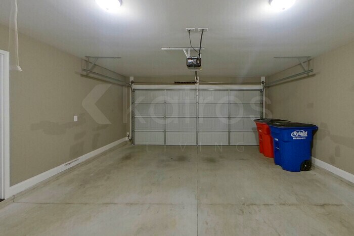 Building Photo - 137 Allentown Wy