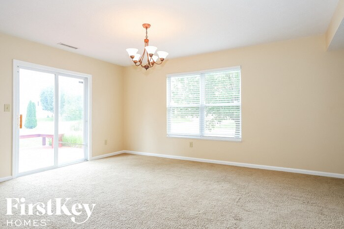 Building Photo - 7228 Village Oaks Dr