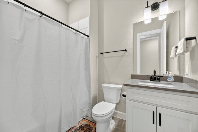 Building Photo - 468 Harvest Moon Dr