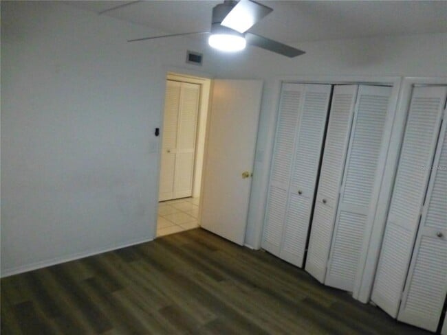 Building Photo - 119 Lakeside Dr
