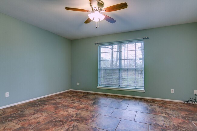 Building Photo - Pleasant Grove House for rent!