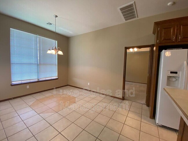 Building Photo - 509 Allison Ln