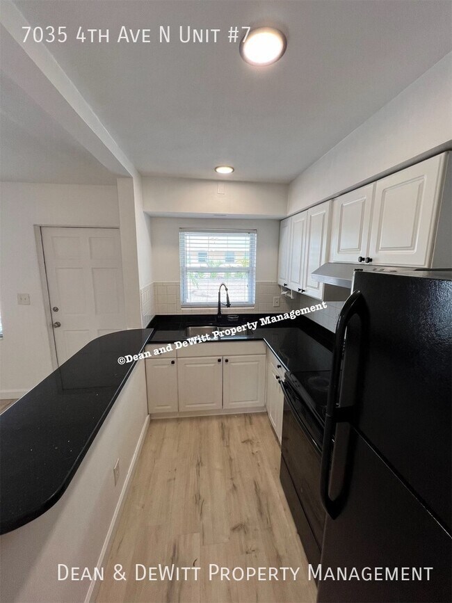 Building Photo - 7035 4th Ave N