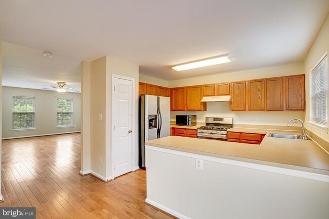Building Photo - 6187 Les Dorson Ln