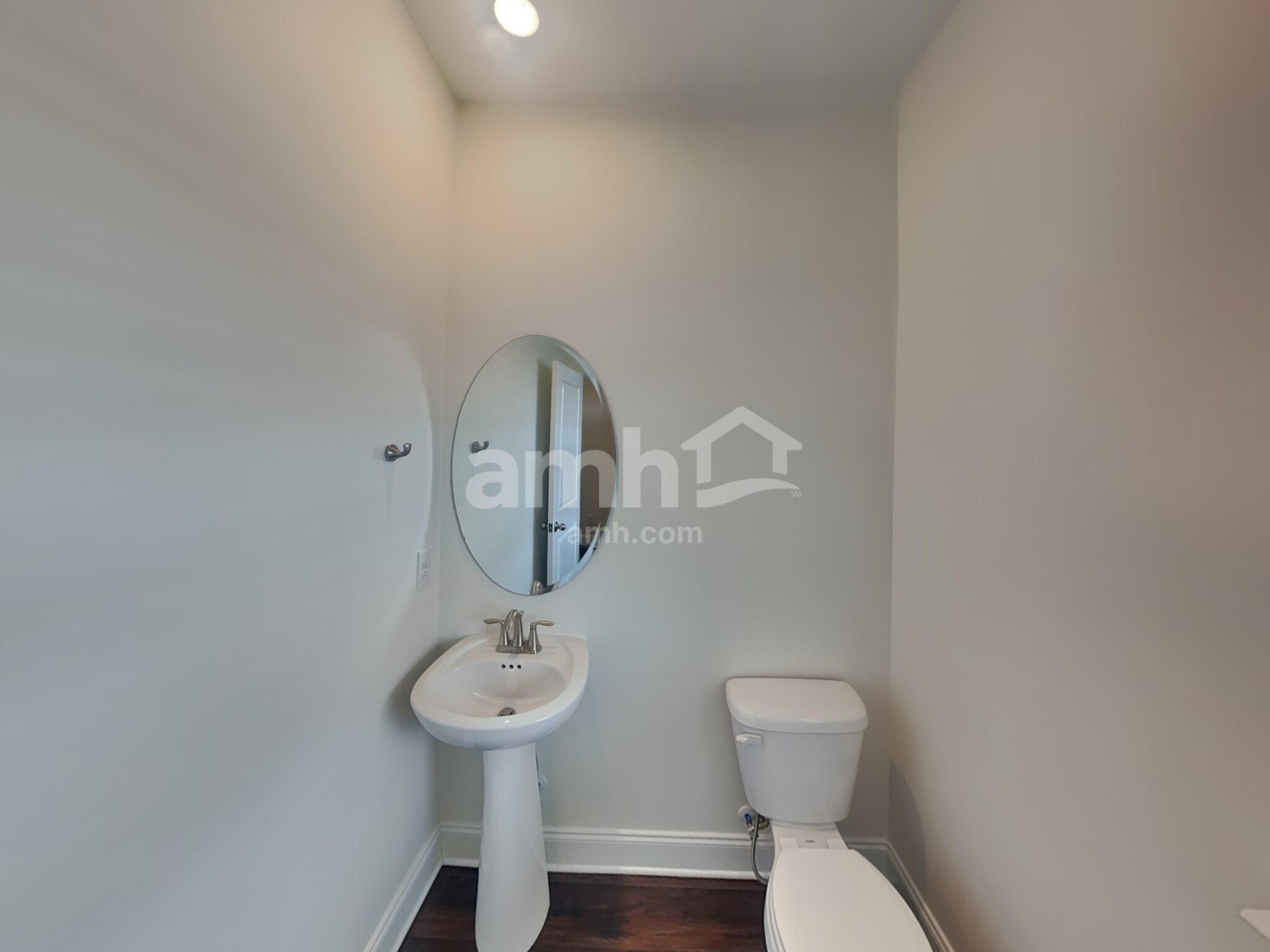 Building Photo - 5212 Valor Dr