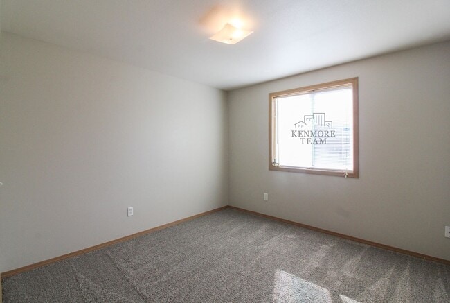 Building Photo - 5108 Montague Ln