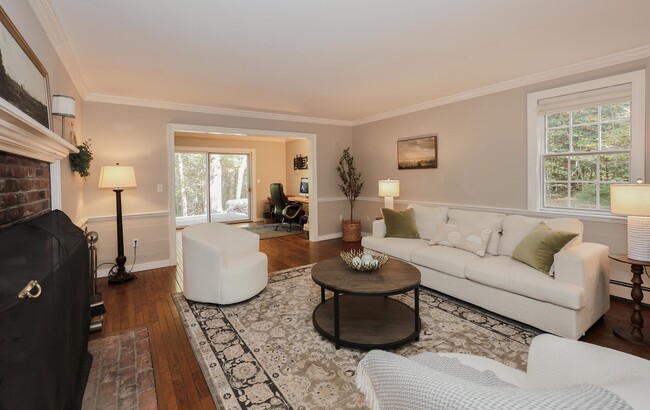 Building Photo - 265 Boulder Dr