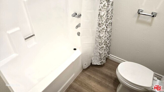 Building Photo - 140 N Berendo St