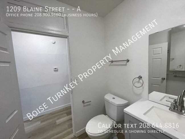 Building Photo - 1209 Blaine St
